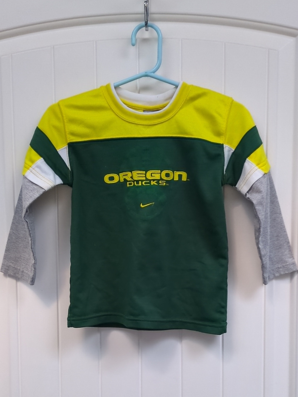 Nike Oregon Ducks Kids Green & Yellow Long-Sleeve Tee